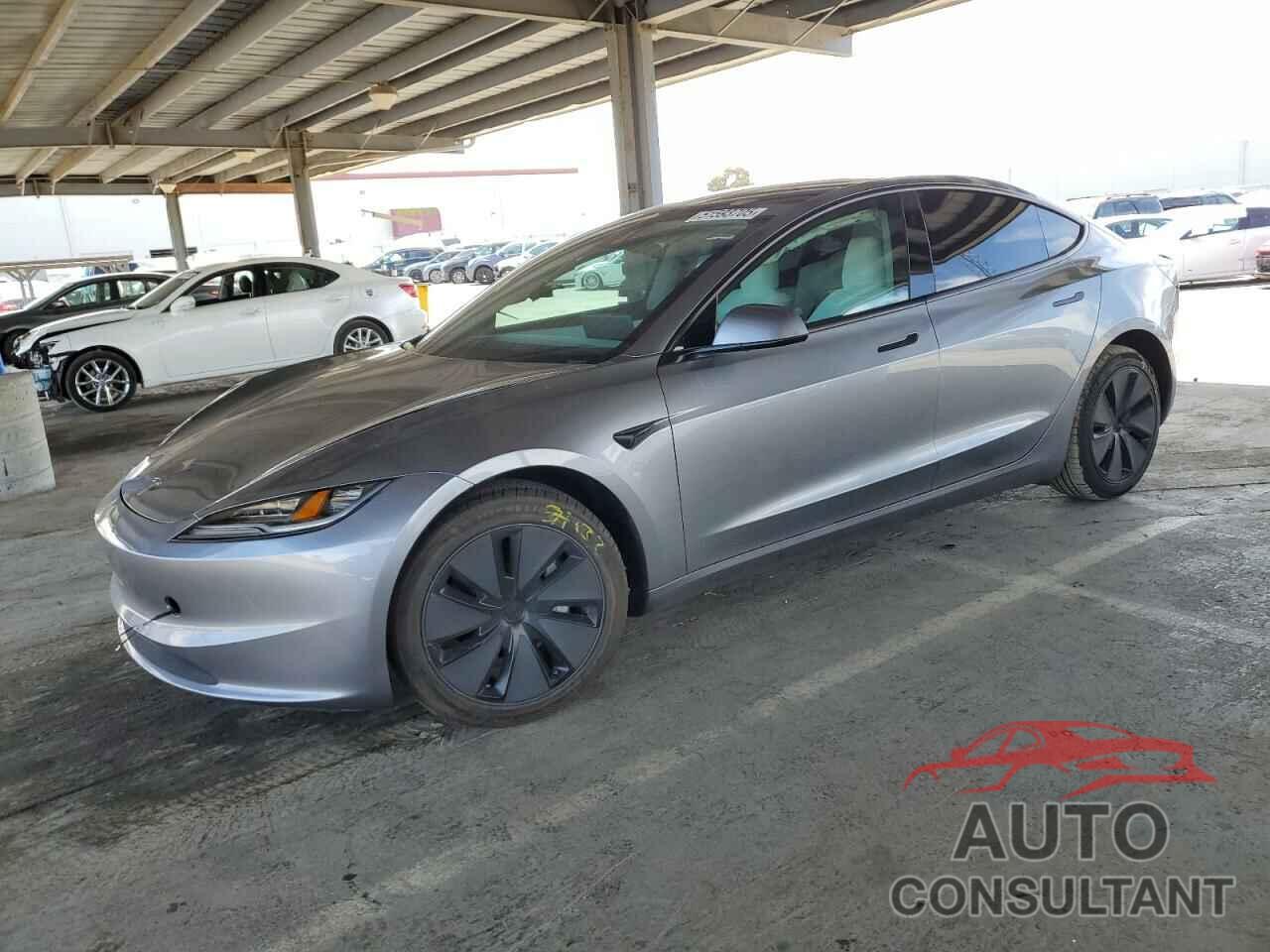TESLA MODEL 3 2025 - 5YJ3E1EA5SF920183