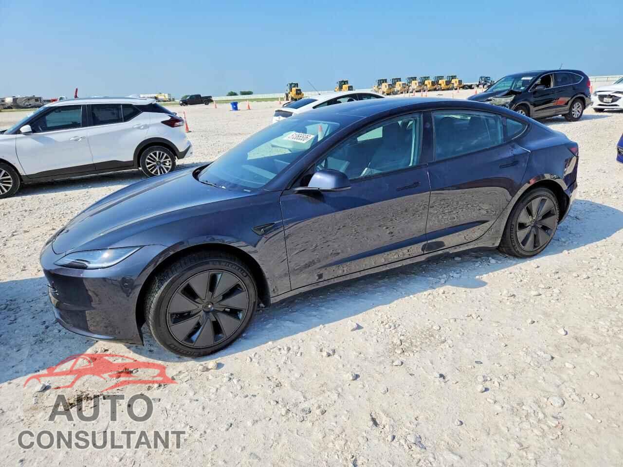 TESLA MODEL 3 2026 - 5YJ3E1EAXTF155621