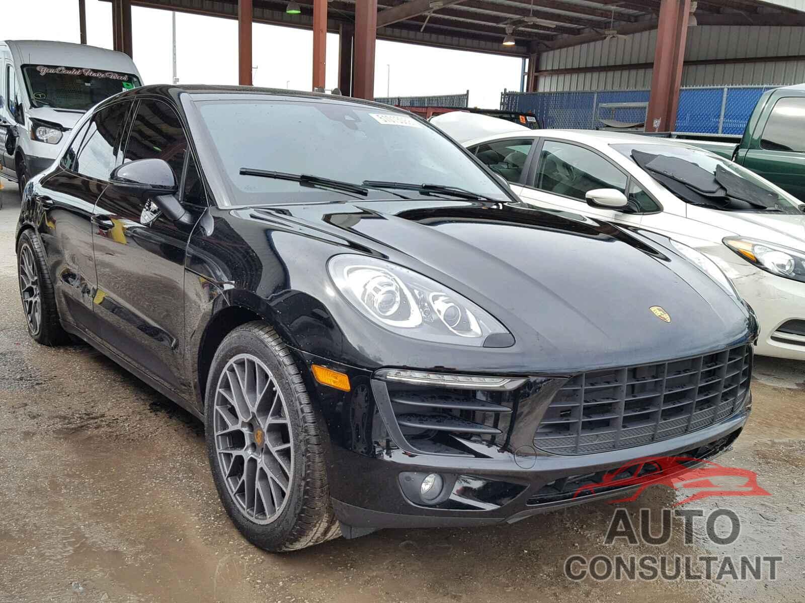 PORSCHE MACAN 2018 - WP1AA2A58JLB15399