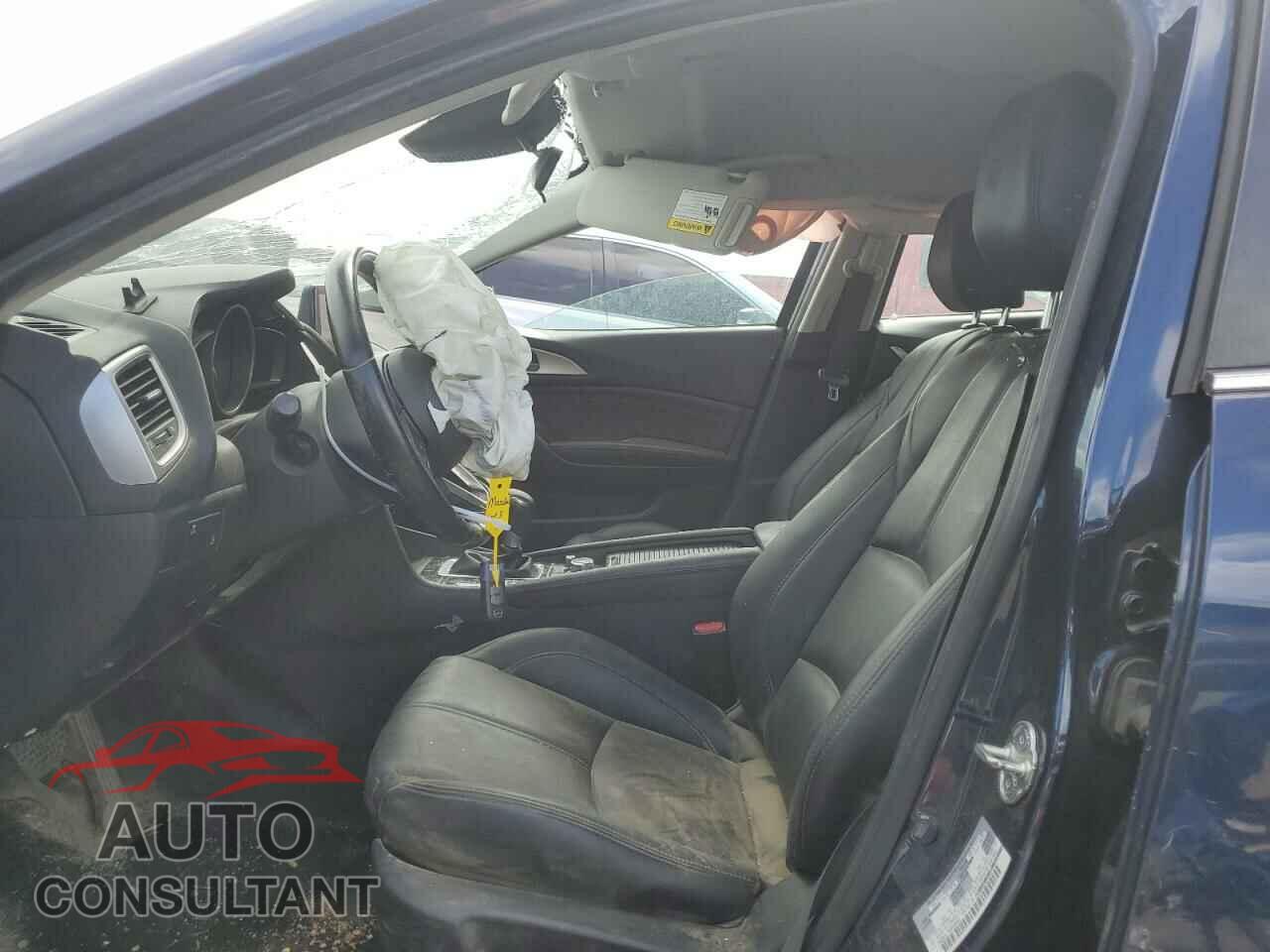 MAZDA 3 2017 - 3MZBN1L78HM108557