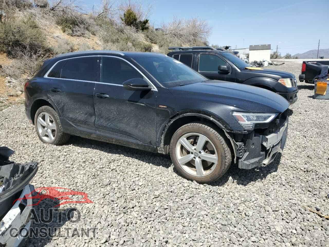 AUDI E-TRON 2019 - WA1LAAGE5KB014477