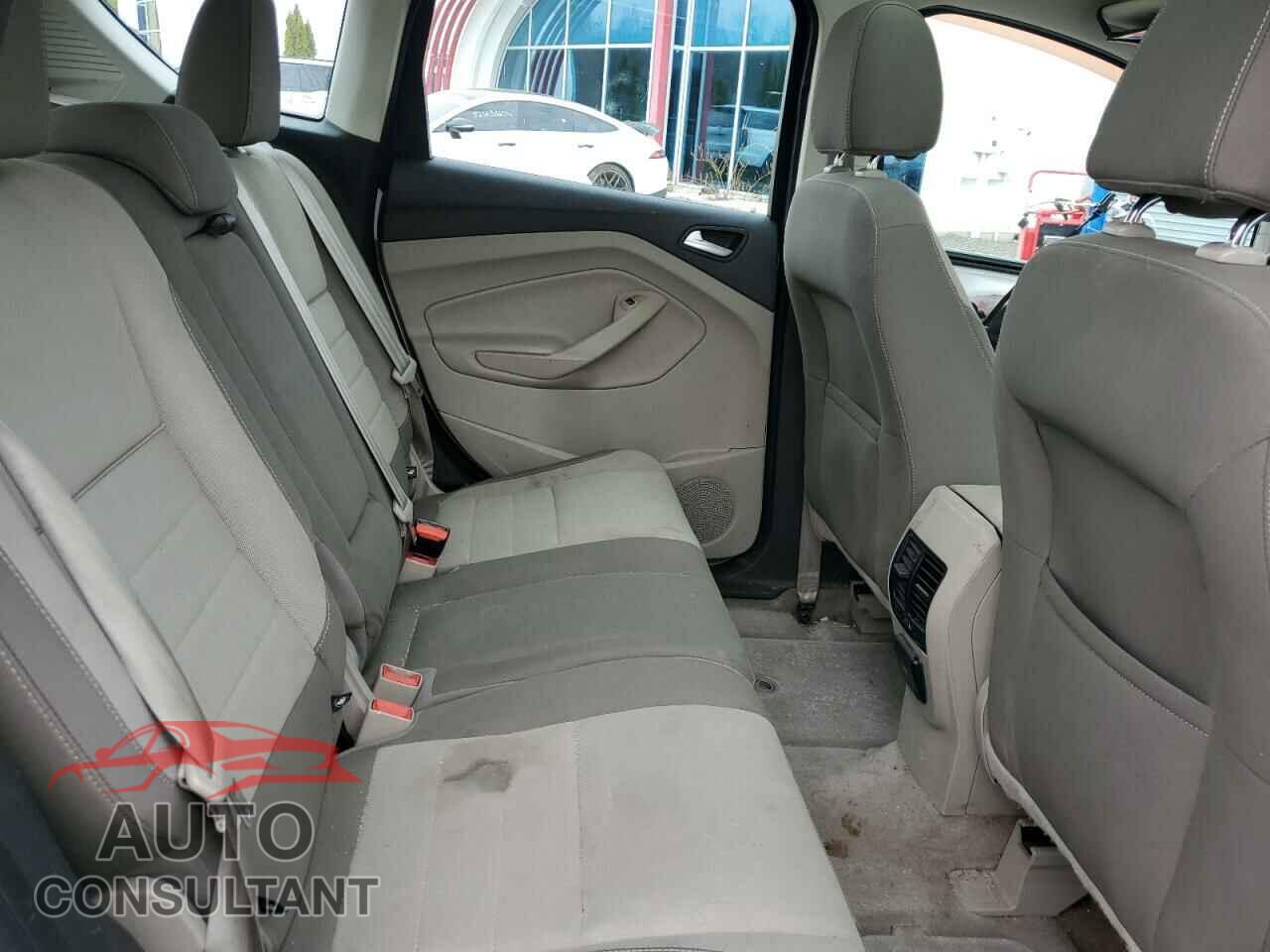 FORD CMAX 2013 - 1FADP5AU5DL503352