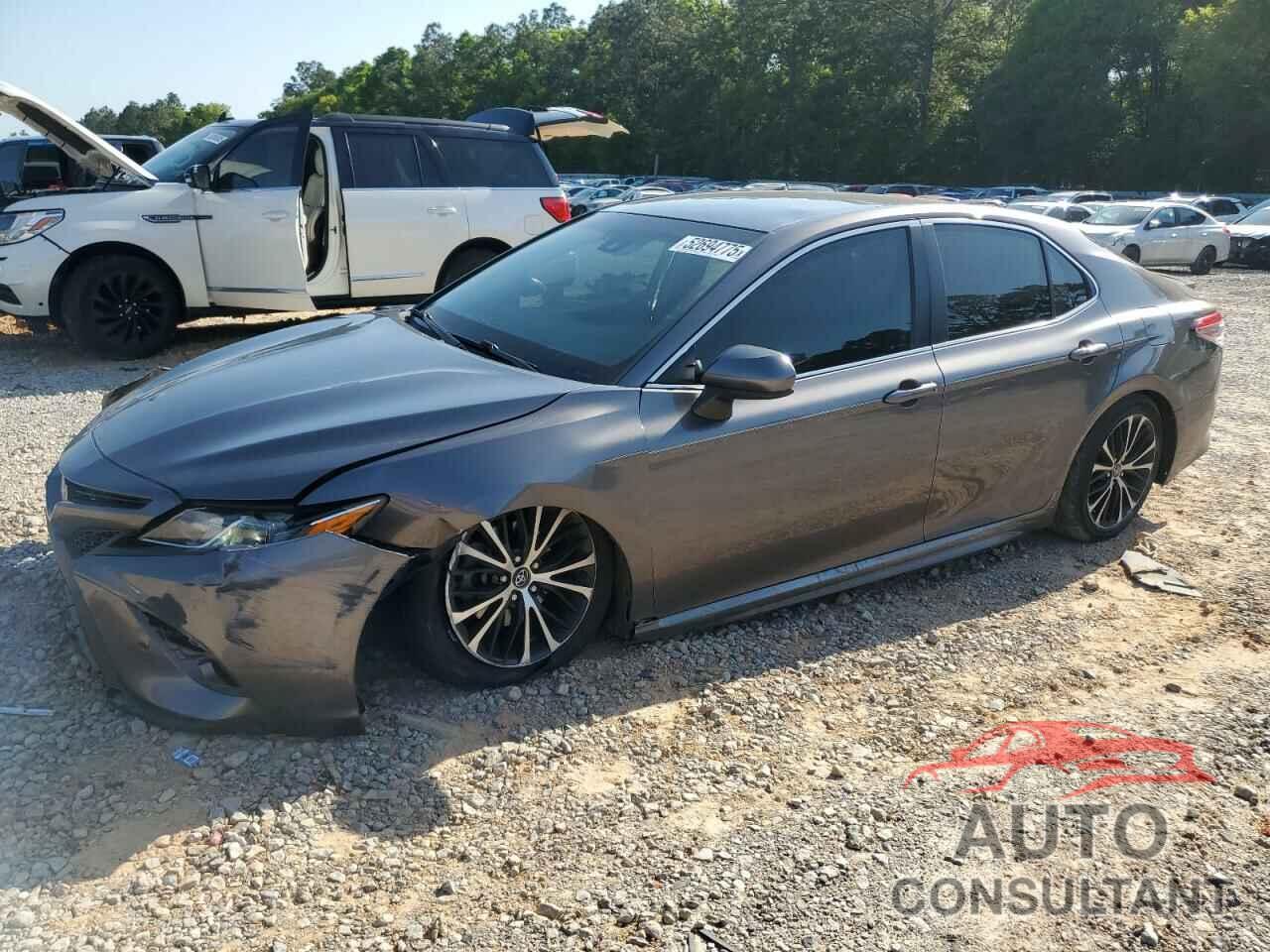 TOYOTA CAMRY 2018 - 4T1B11HK6JU529458