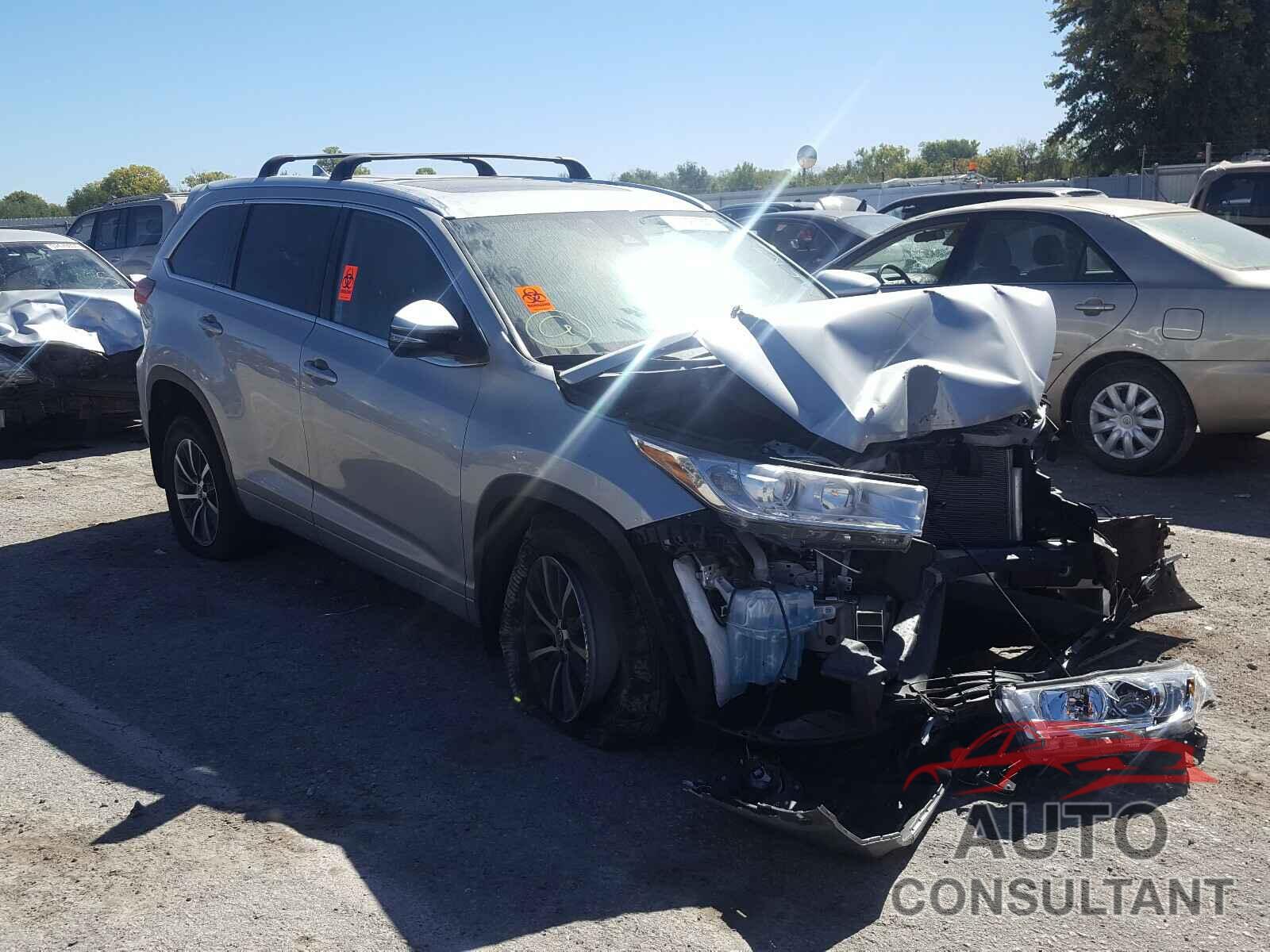 TOYOTA HIGHLANDER 2018 - 5TDJZRFH9JS874101