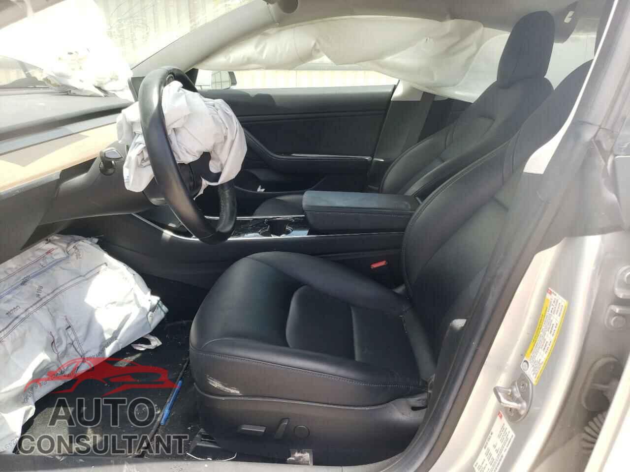 TESLA MODEL 3 2018 - 5YJ3E1EA3JF037357