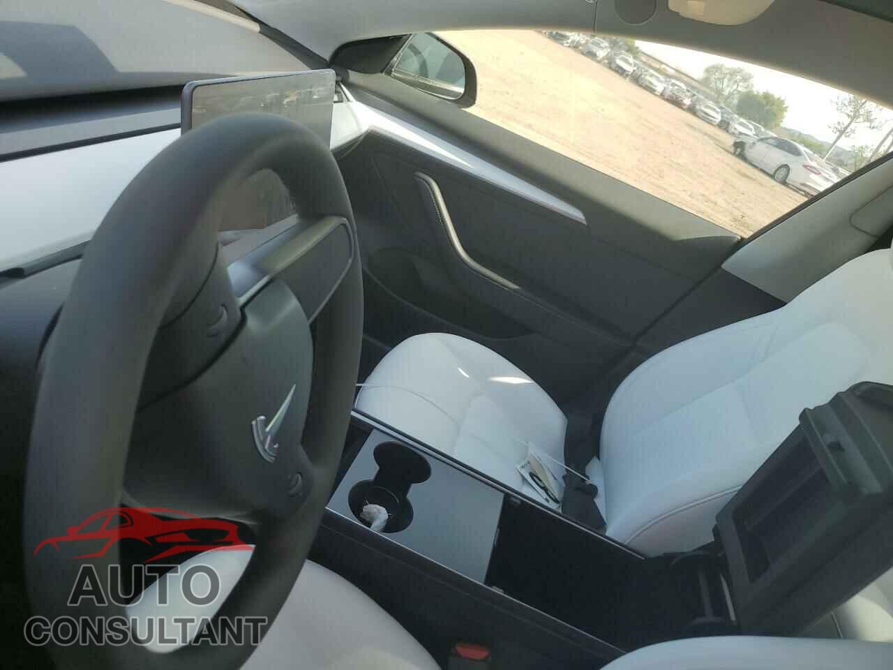 TESLA MODEL 3 2022 - 5YJ3E1EA4NF244376