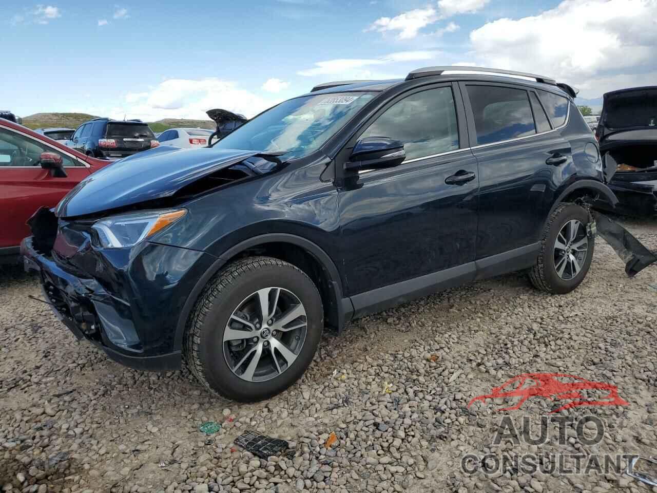 TOYOTA RAV4 2018 - 2T3RFREV4JW827401