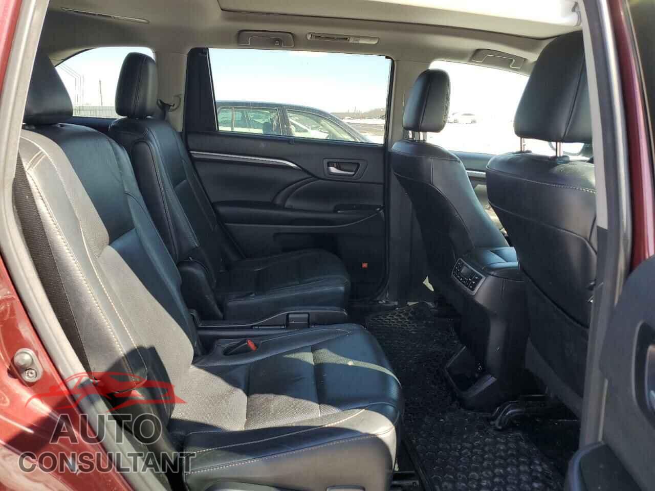 TOYOTA HIGHLANDER 2016 - 5TDDCRFH0GS018564