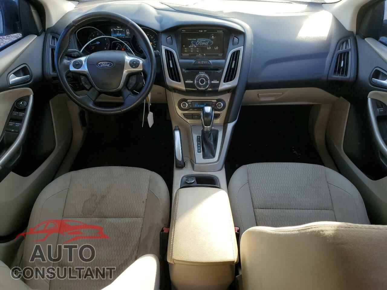 FORD FOCUS 2012 - 1FAHP3M22CL253597