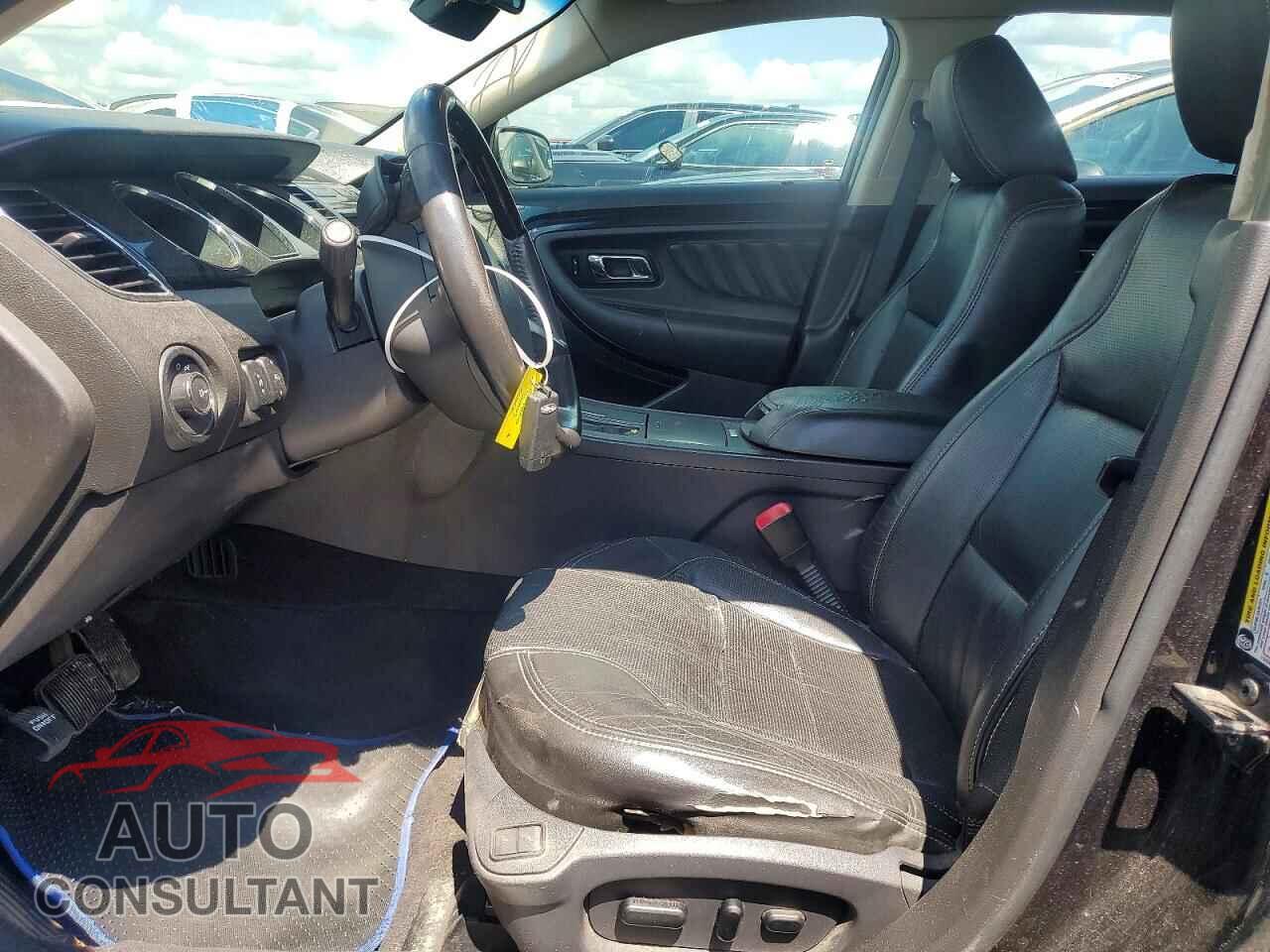 FORD TAURUS 2010 - 1FAHP2FW8AG106961
