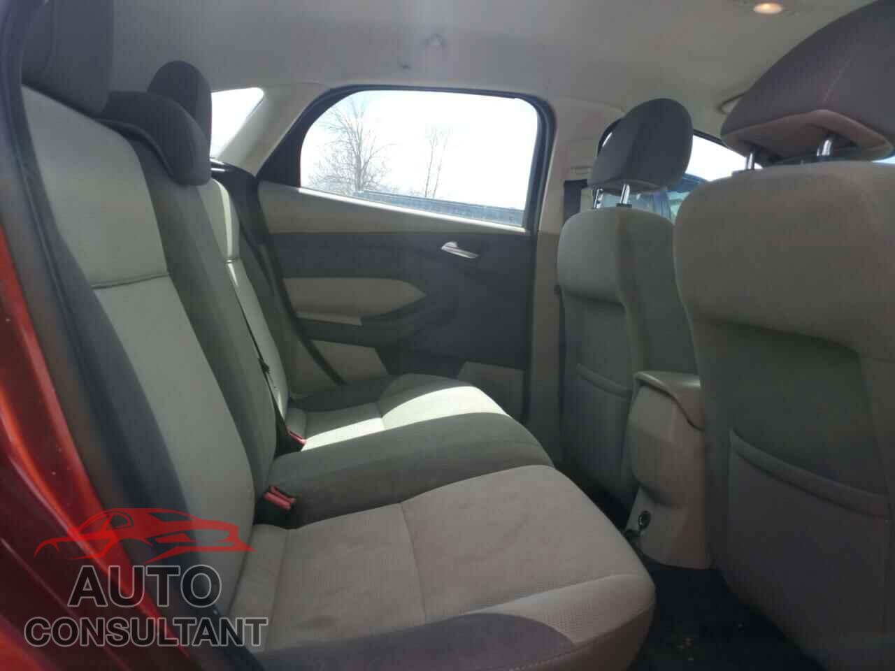 FORD FOCUS 2013 - 1FADP3K21DL106545
