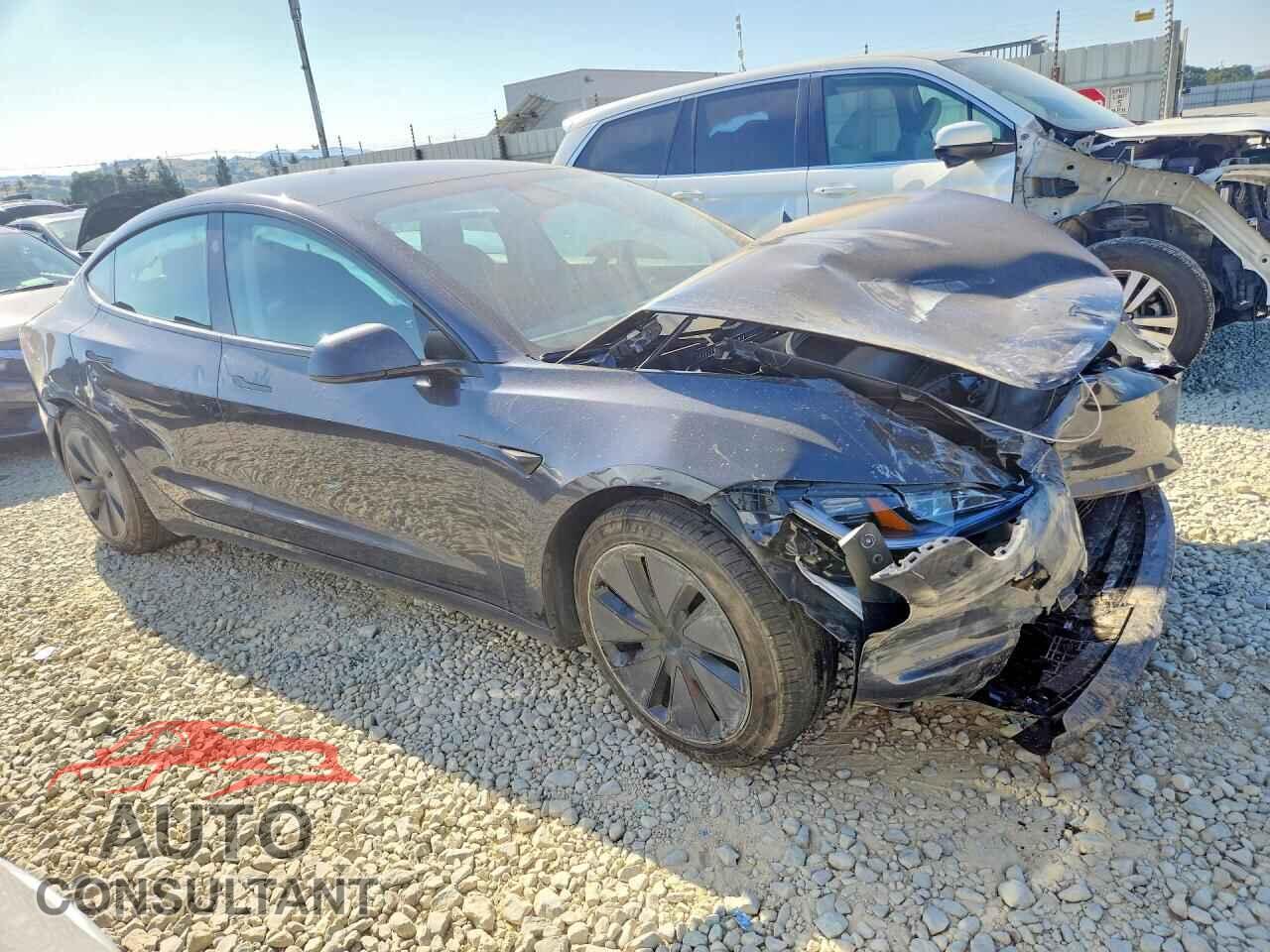 TESLA MODEL 3 2026 - 5YJ3E1EBXTF123647