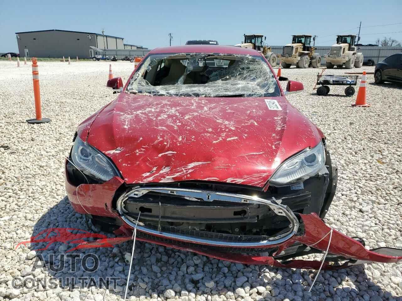 TESLA MODEL S 2013 - 5YJSA1CN1DFP26864