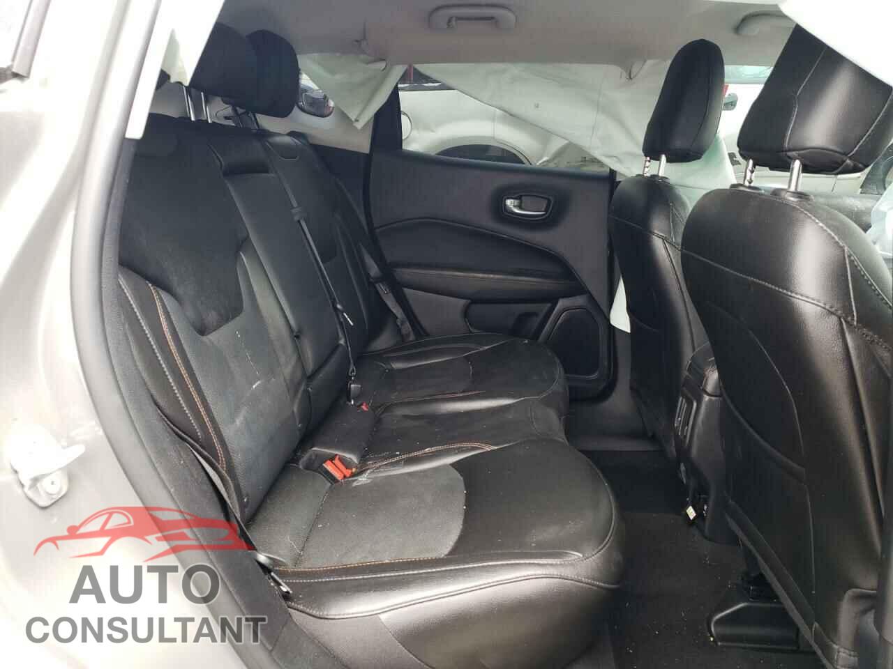 JEEP COMPASS 2021 - 3C4NJDCB5MT541805