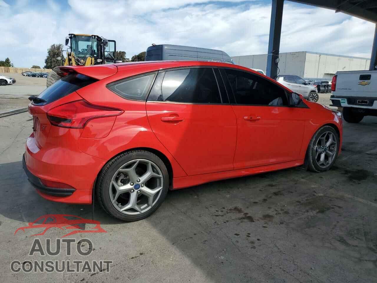 FORD FOCUS 2017 - 1FADP3L93HL308577