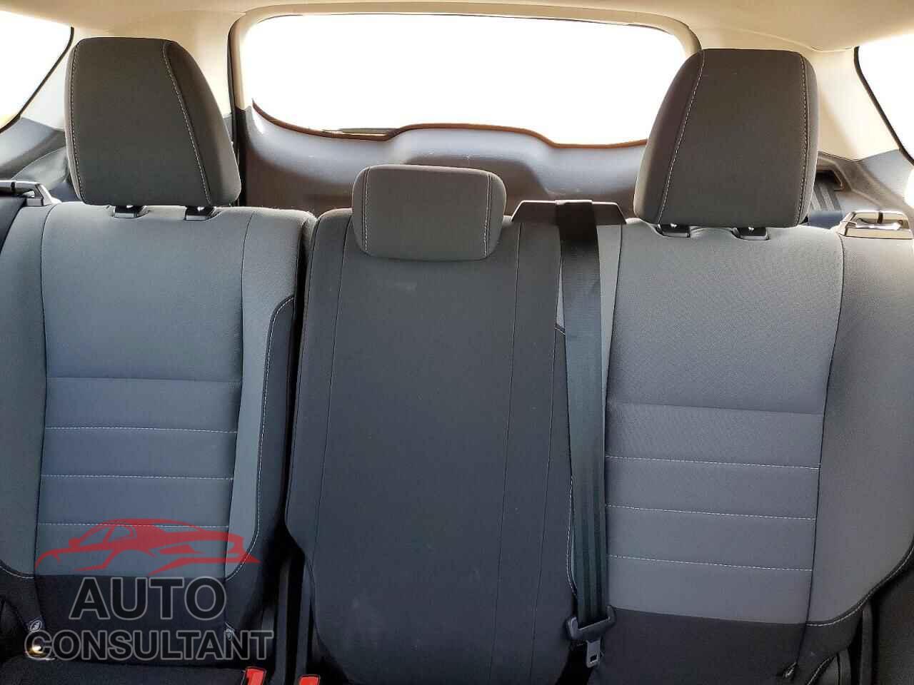 FORD ESCAPE 2018 - 1FMCU0F75JUC38857