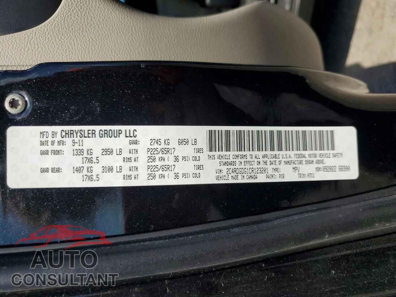 DODGE CARAVAN 2012 - 2C4RDGDG1CR123201