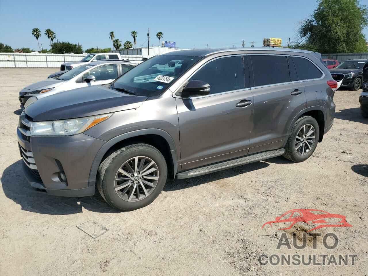 TOYOTA HIGHLANDER 2017 - 5TDKZRFH5HS512281