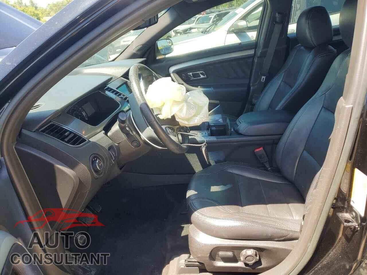 FORD TAURUS 2017 - 1FAHP2E80HG144438
