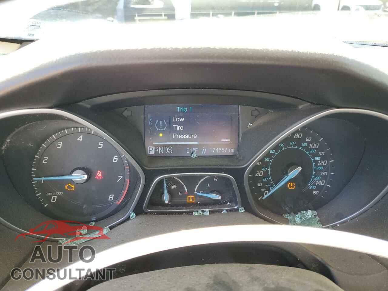 FORD FOCUS 2012 - 1FAHP3M27CL195793