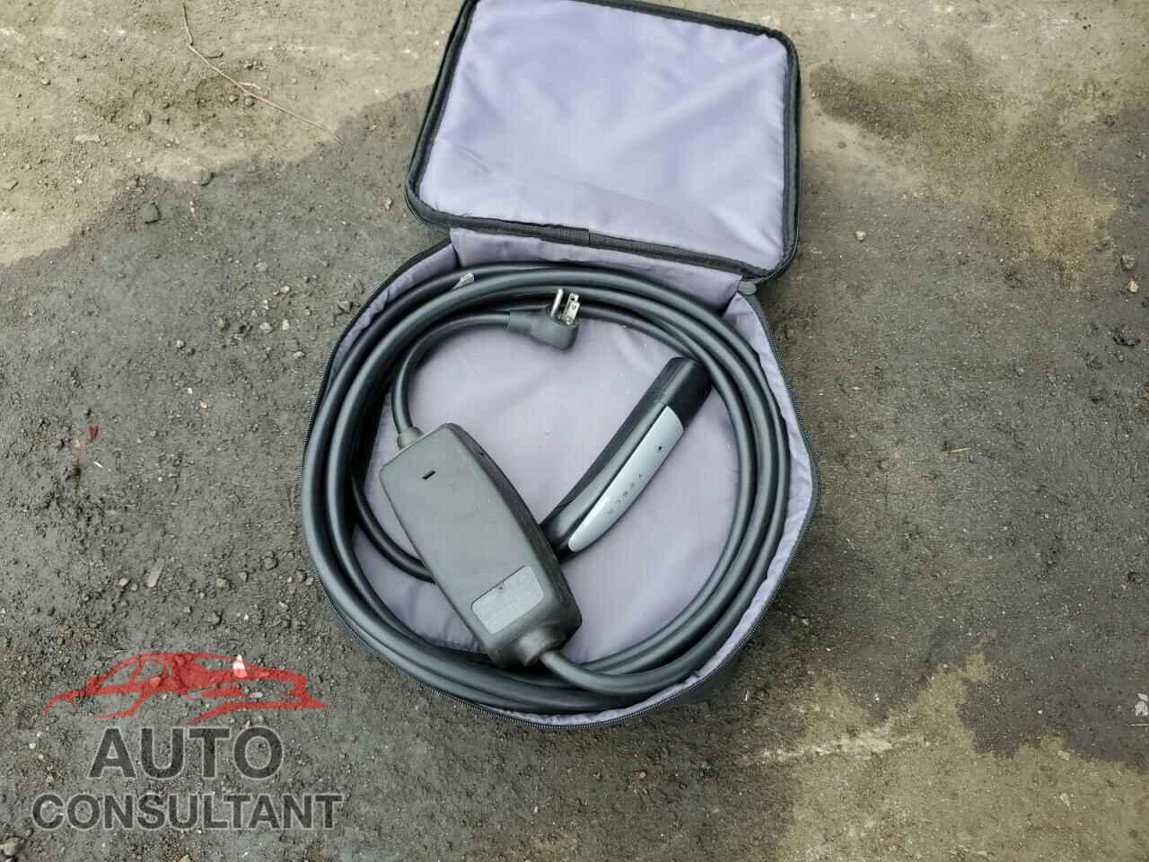 TESLA MODEL 3 2021 - 5YJ3E1EA3MF867454