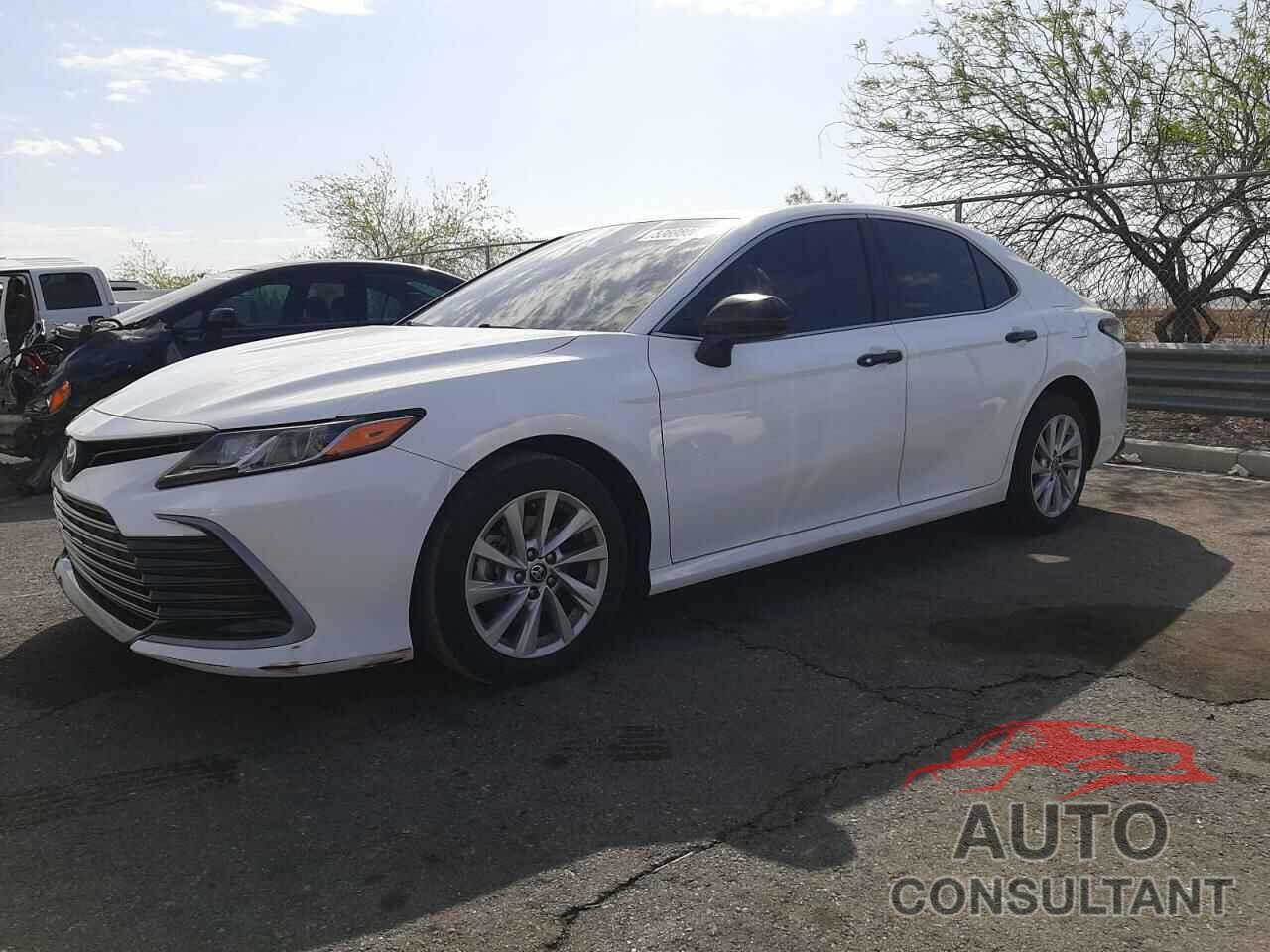 TOYOTA CAMRY 2021 - 4T1C11AK1MU453389