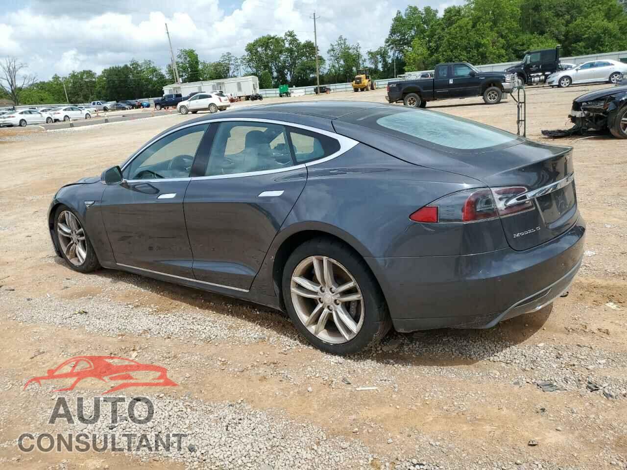 TESLA MODEL S 2015 - 5YJSA1E27FF114383