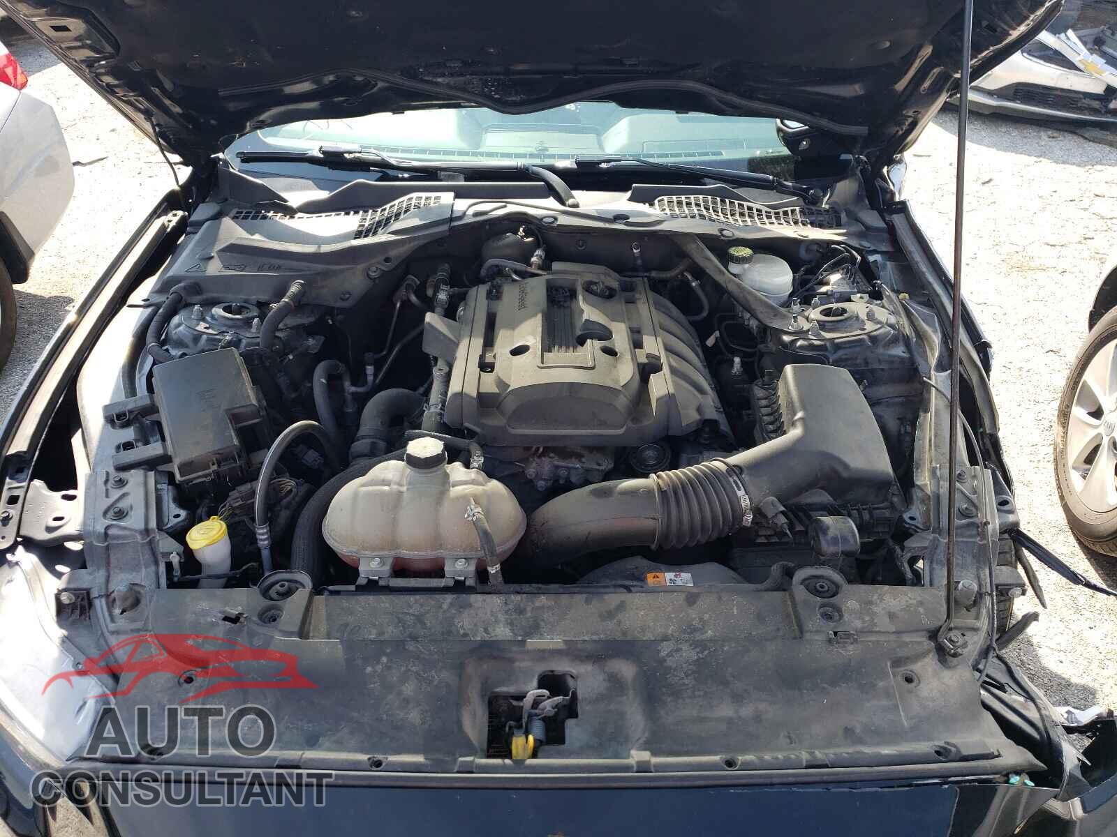 FORD MUSTANG 2017 - 1FATP8UH0H5307678
