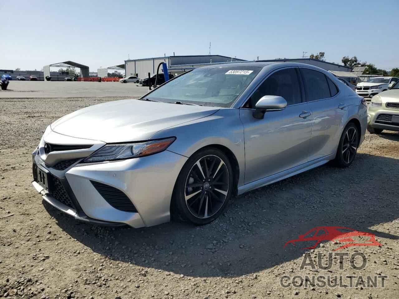 TOYOTA CAMRY 2018 - 4T1B61HKXJU506640