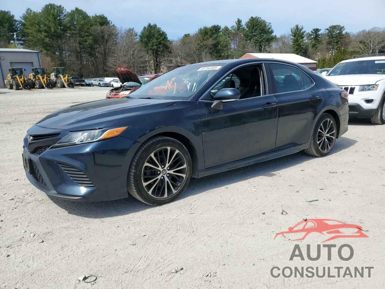 TOYOTA CAMRY 2018 - 4T1B11HK4JU634970