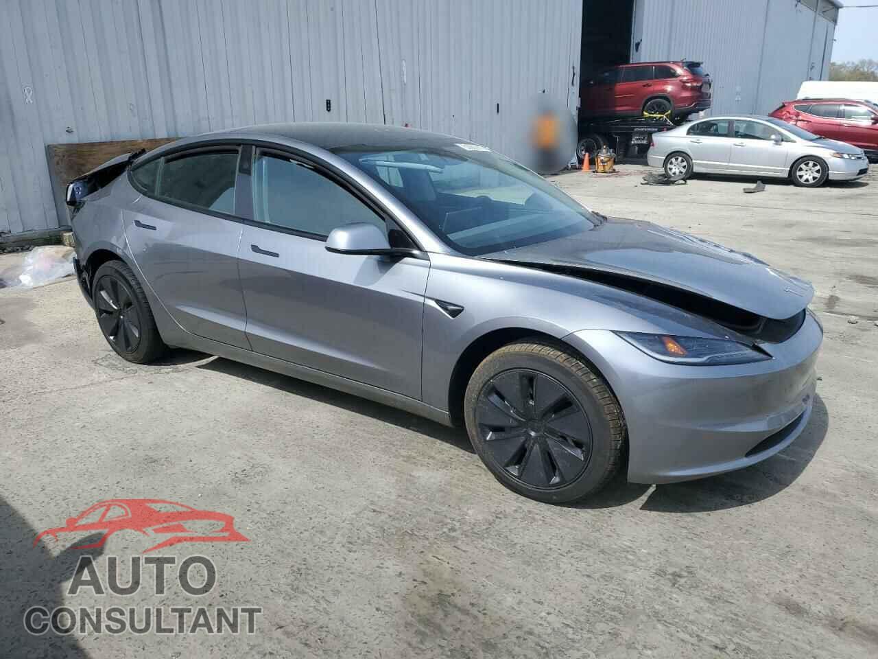 TESLA MODEL 3 2025 - 5YJ3E1EA2SF908413