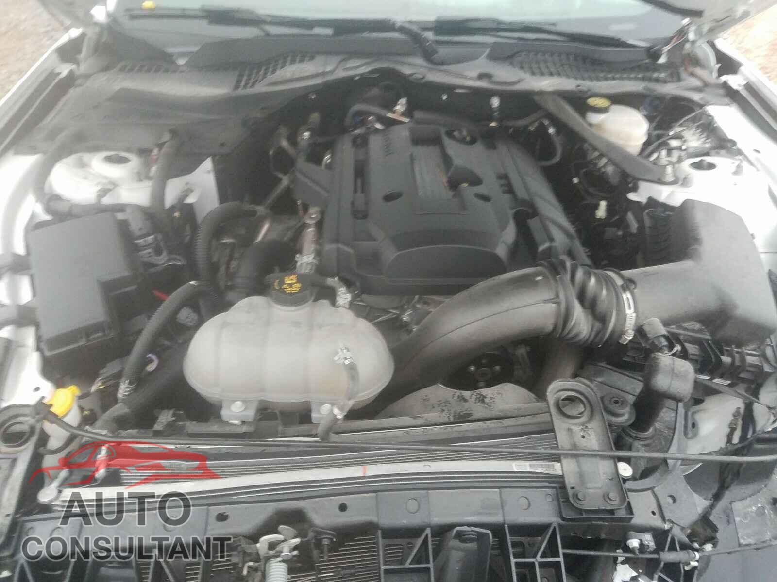 FORD MUSTANG 2020 - 1FATP8UH4L5106049