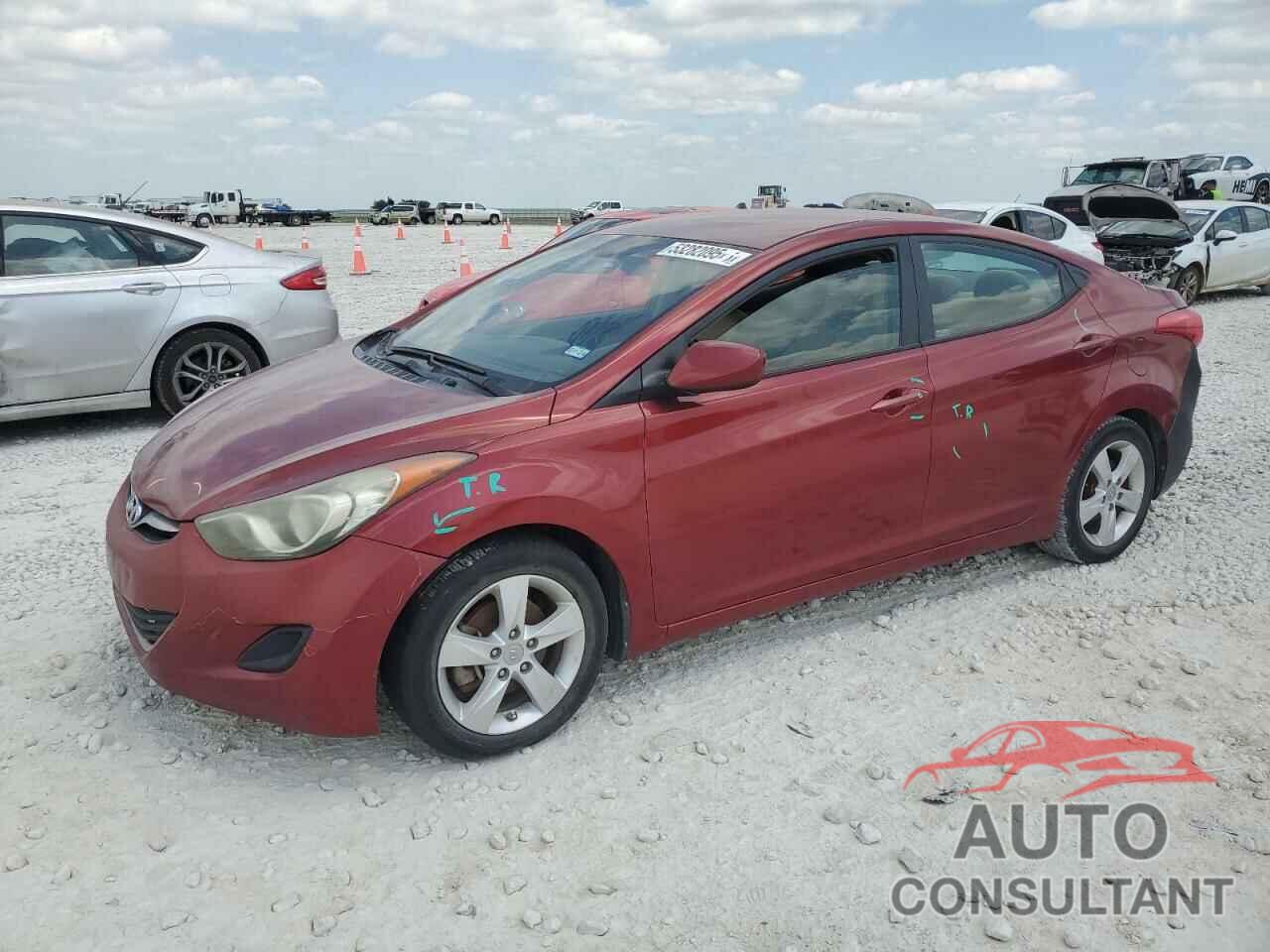 HYUNDAI ELANTRA 2013 - 5NPDH4AE1DH267023