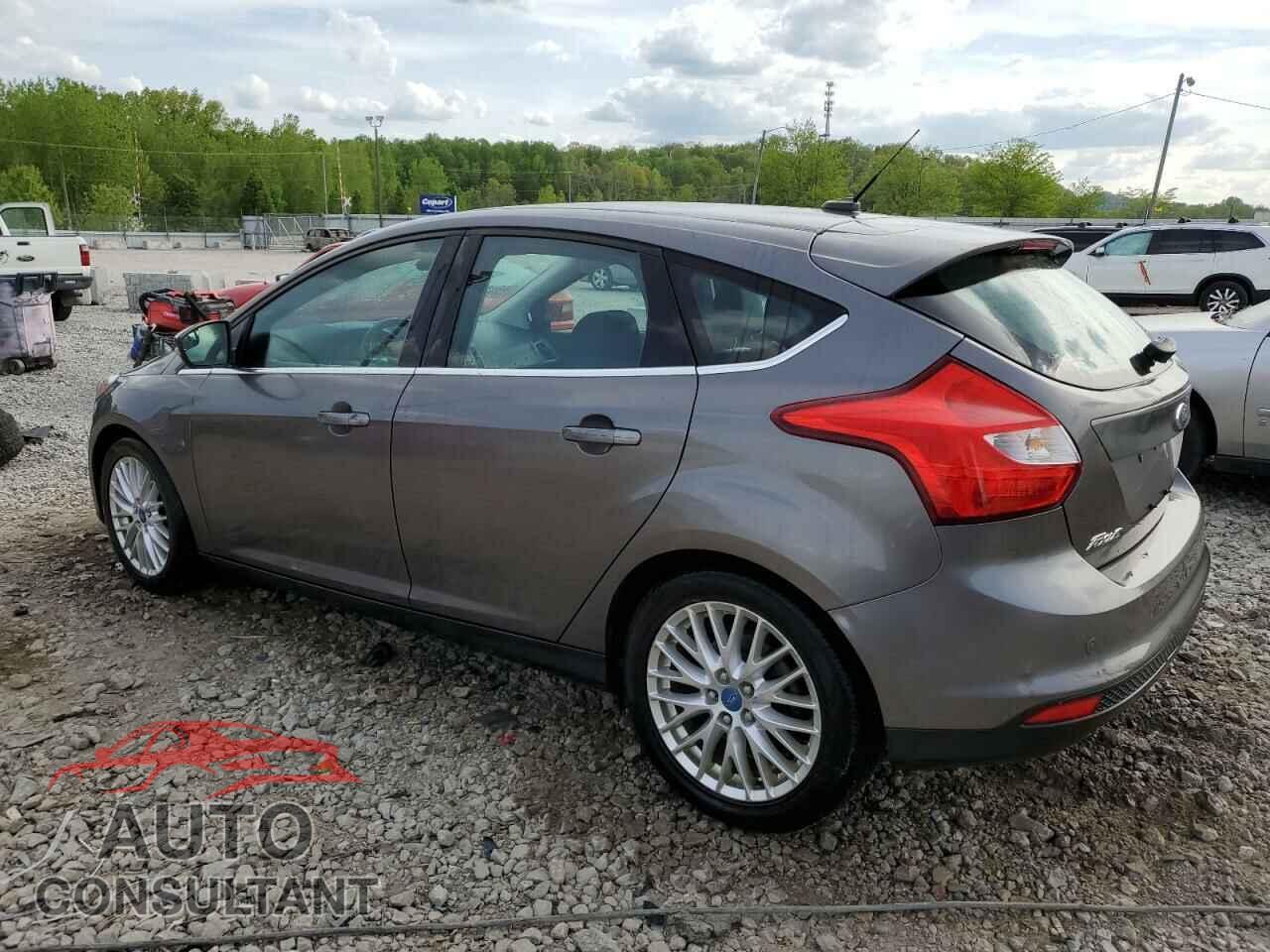 FORD FOCUS 2012 - 1FAHP3M21CL277759