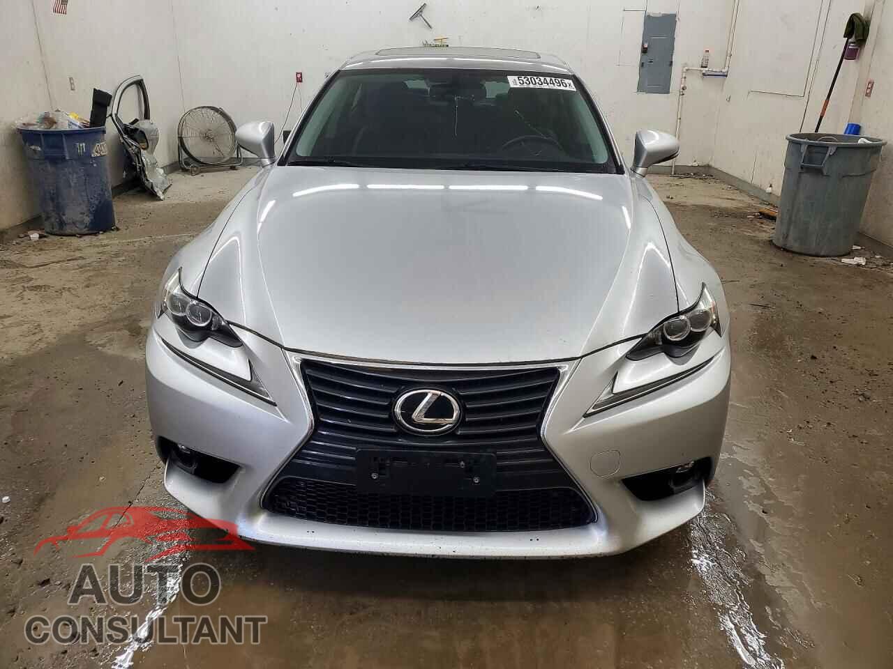 LEXUS IS 2015 - JTHCF1D21F5028770