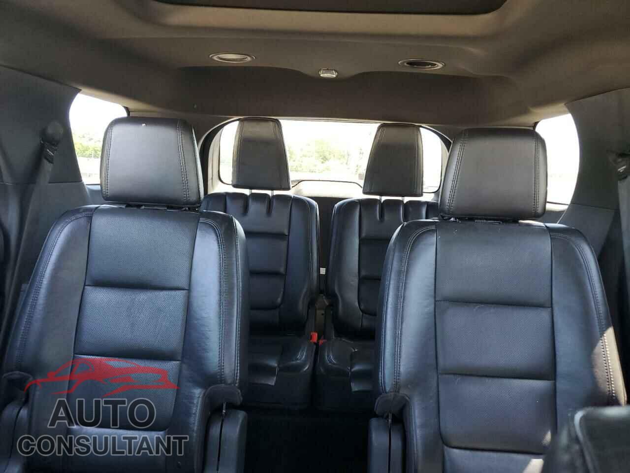 FORD EXPLORER 2011 - 1FMHK8F82BGA91903