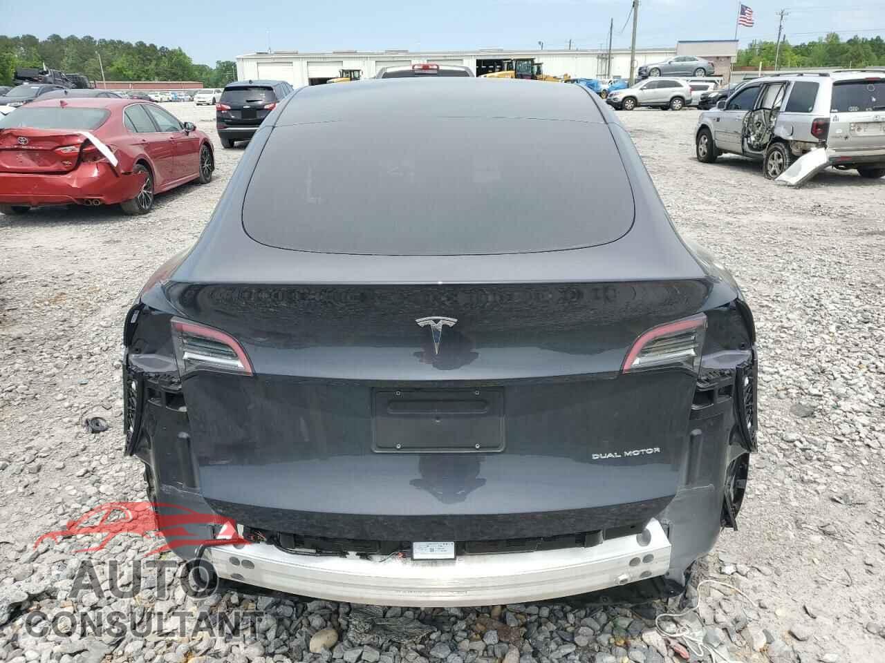 TESLA MODEL Y 2024 - 7SAYGDEE3RF994087