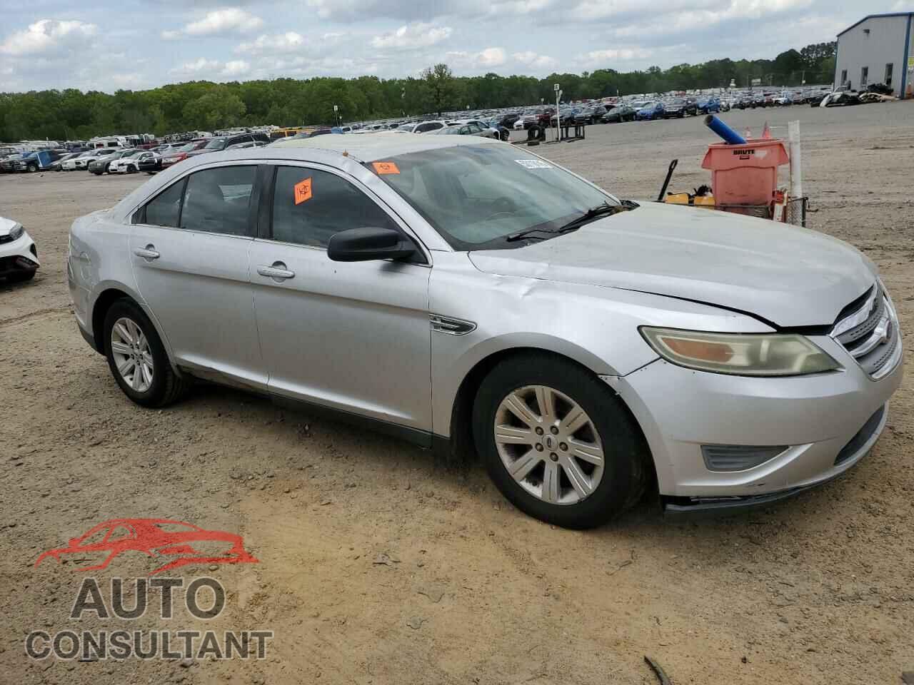 FORD TAURUS 2010 - 1FAHP2DW7AG166135