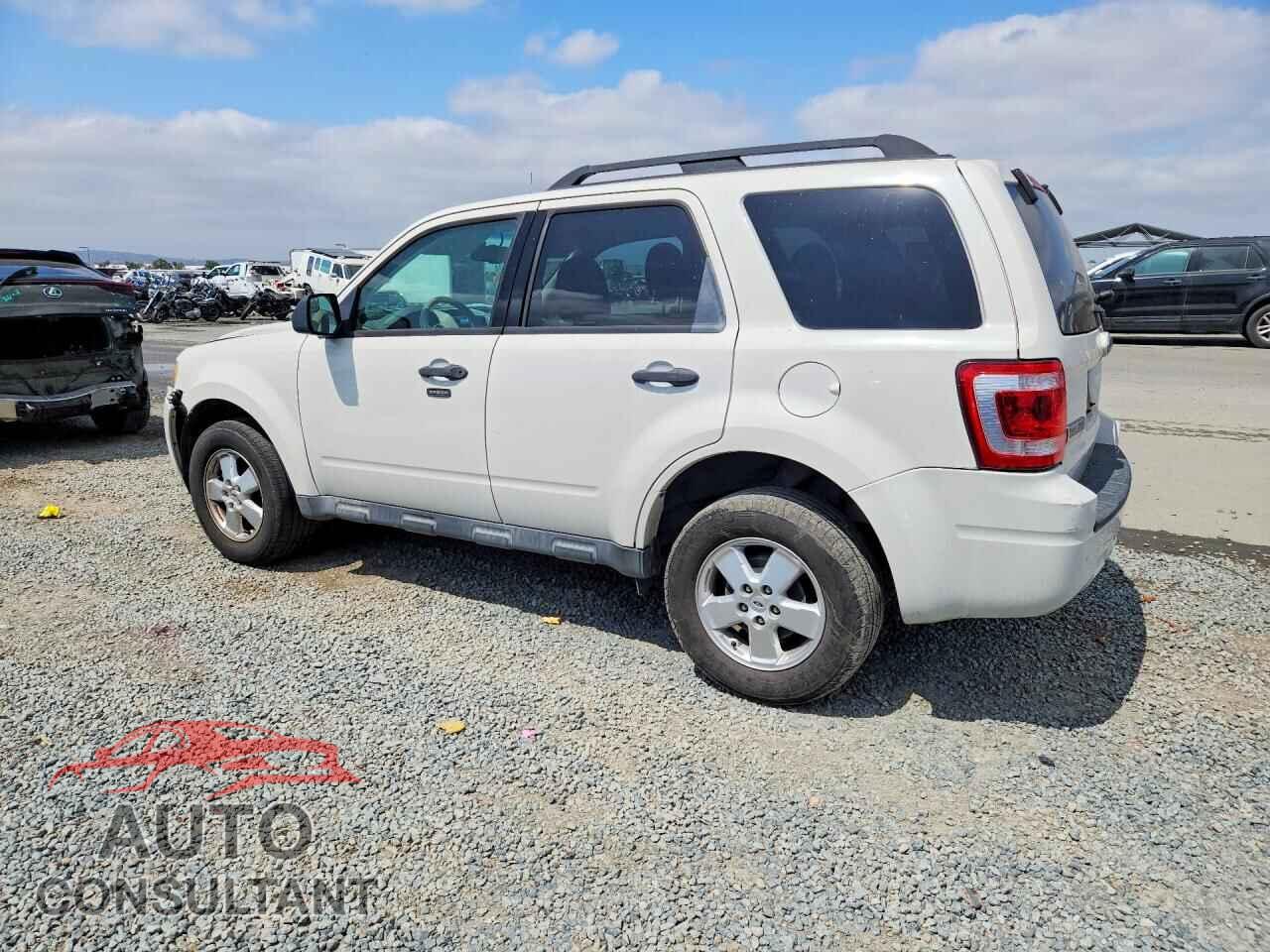 FORD ESCAPE 2012 - 1FMCU9D71CKB93132