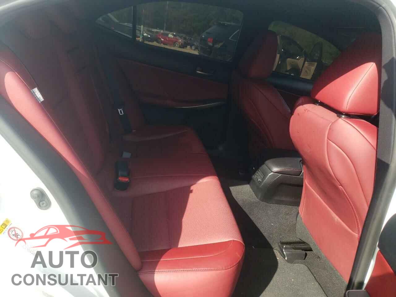LEXUS IS 2017 - JTHBA1D26H5051202