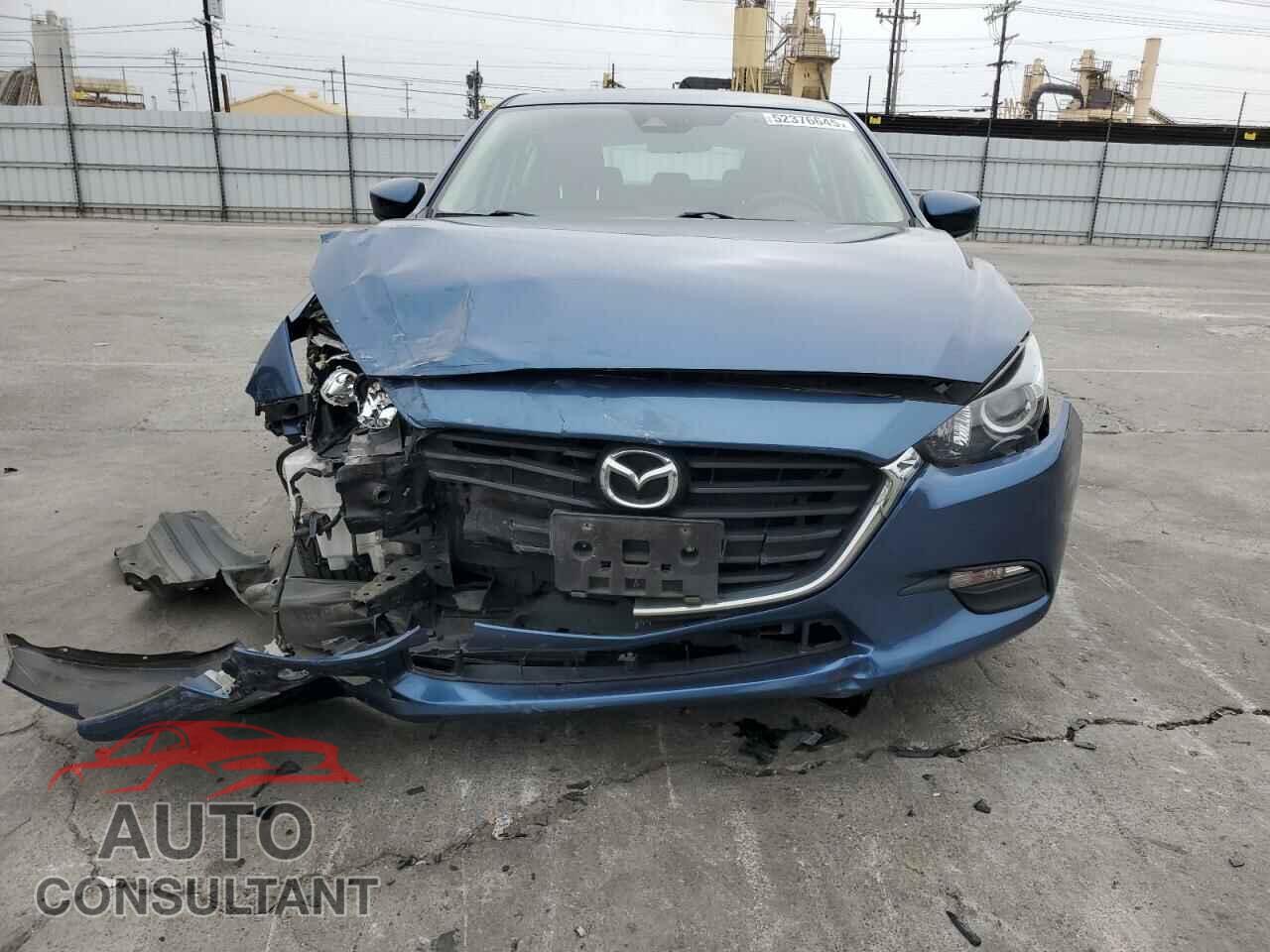 MAZDA 3 2018 - 3MZBN1K73JM273035