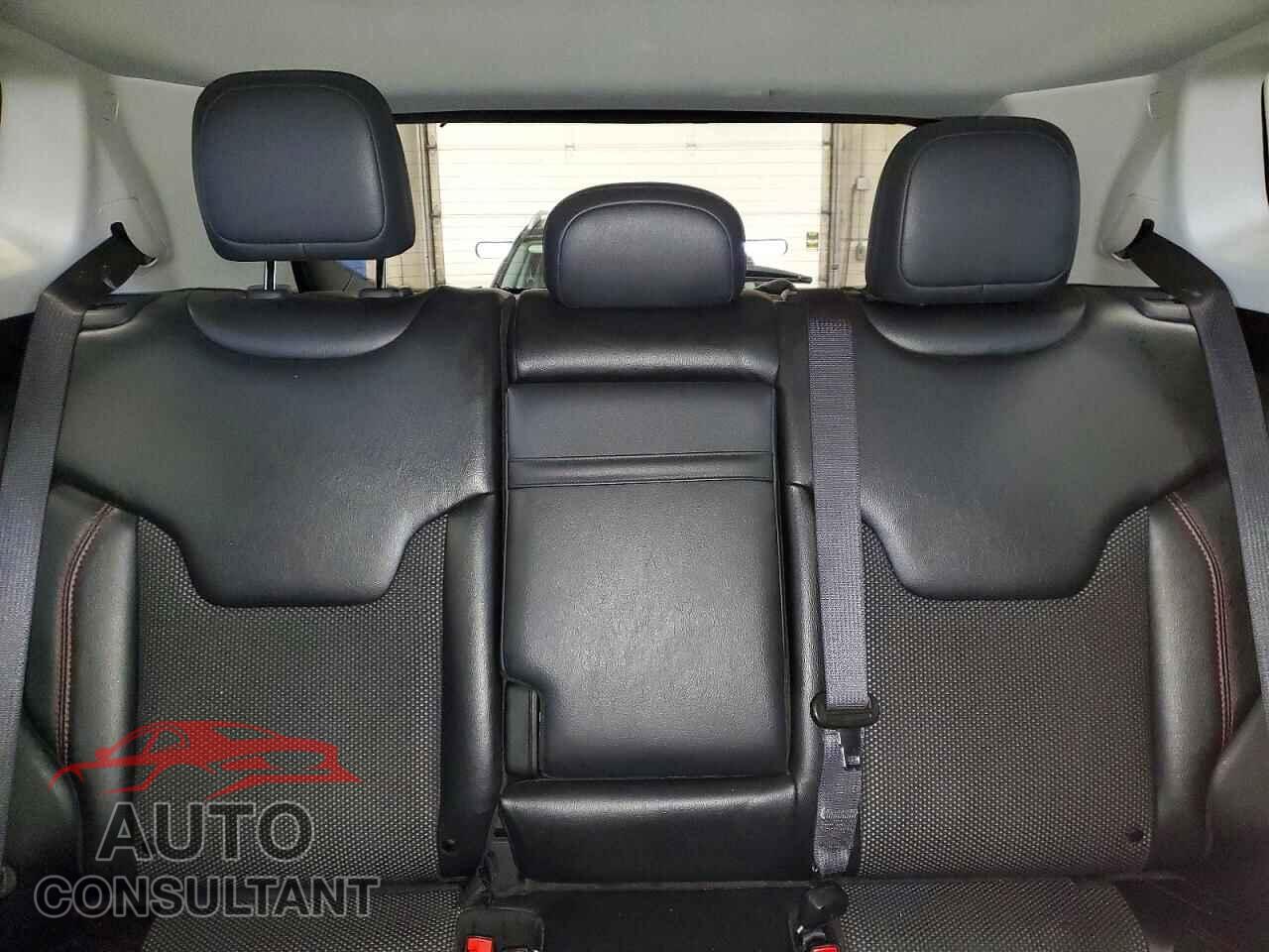 JEEP COMPASS 2019 - 3C4NJDDB7KT733254