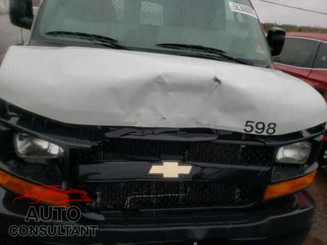 CHEVROLET EXPRESS 2017 - 1GCWGAFF9H1107352