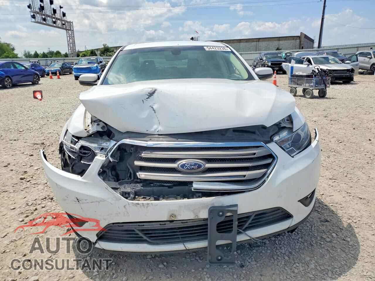 FORD TAURUS 2017 - 1FAHP2E80HG114467