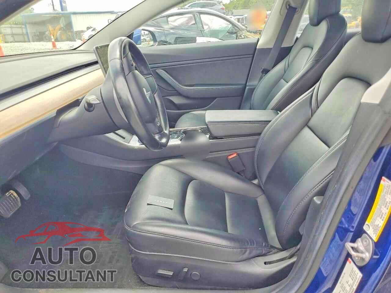 TESLA MODEL 3 2018 - 5YJ3E1EA9JF042823