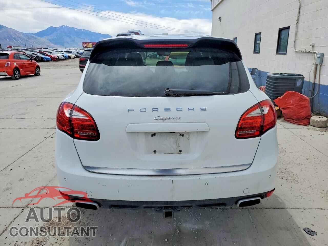 PORSCHE CAYENNE 2013 - WP1AA2A26DLA00021