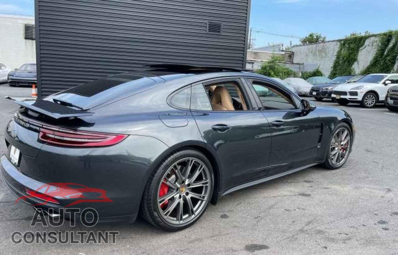 PORSCHE PANAMERA 2018 - WP0AF2A72JL140299