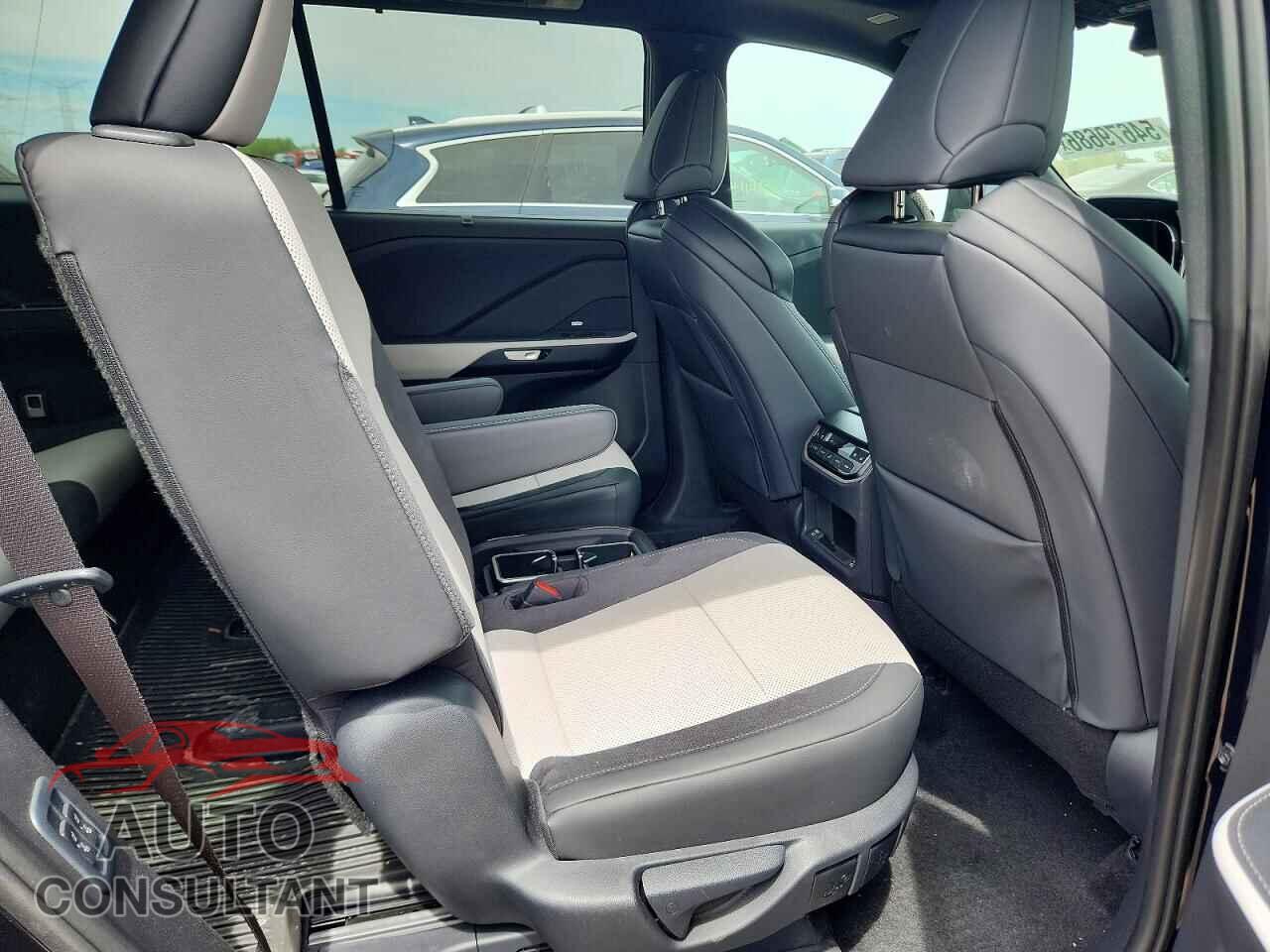 LEXUS UNKNOWN 2026 - 5TDABAB64TS016418