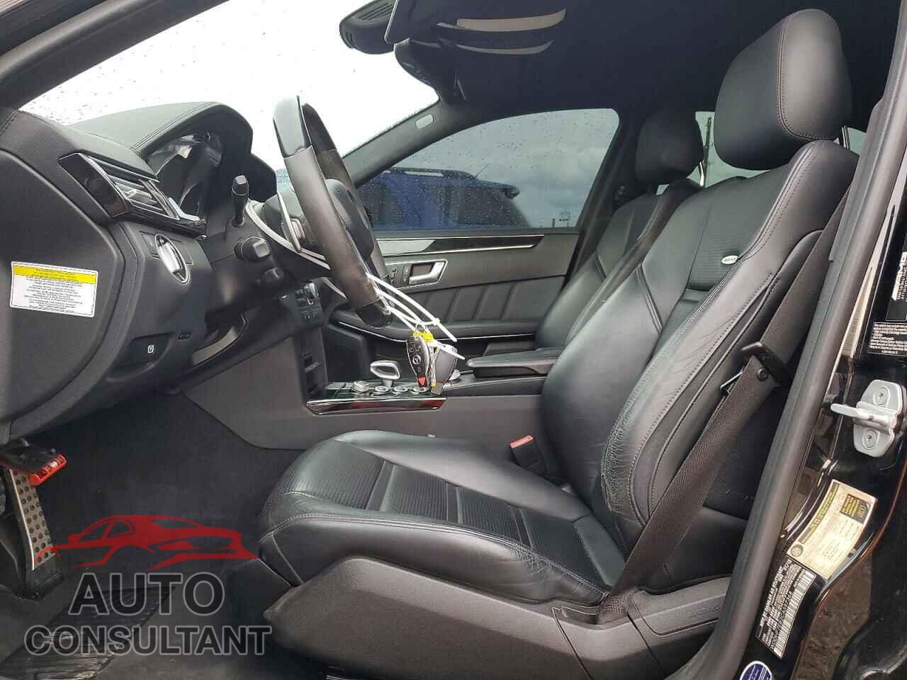 MERCEDES-BENZ E-CLASS 2012 - WDDHF7EB2CA597368