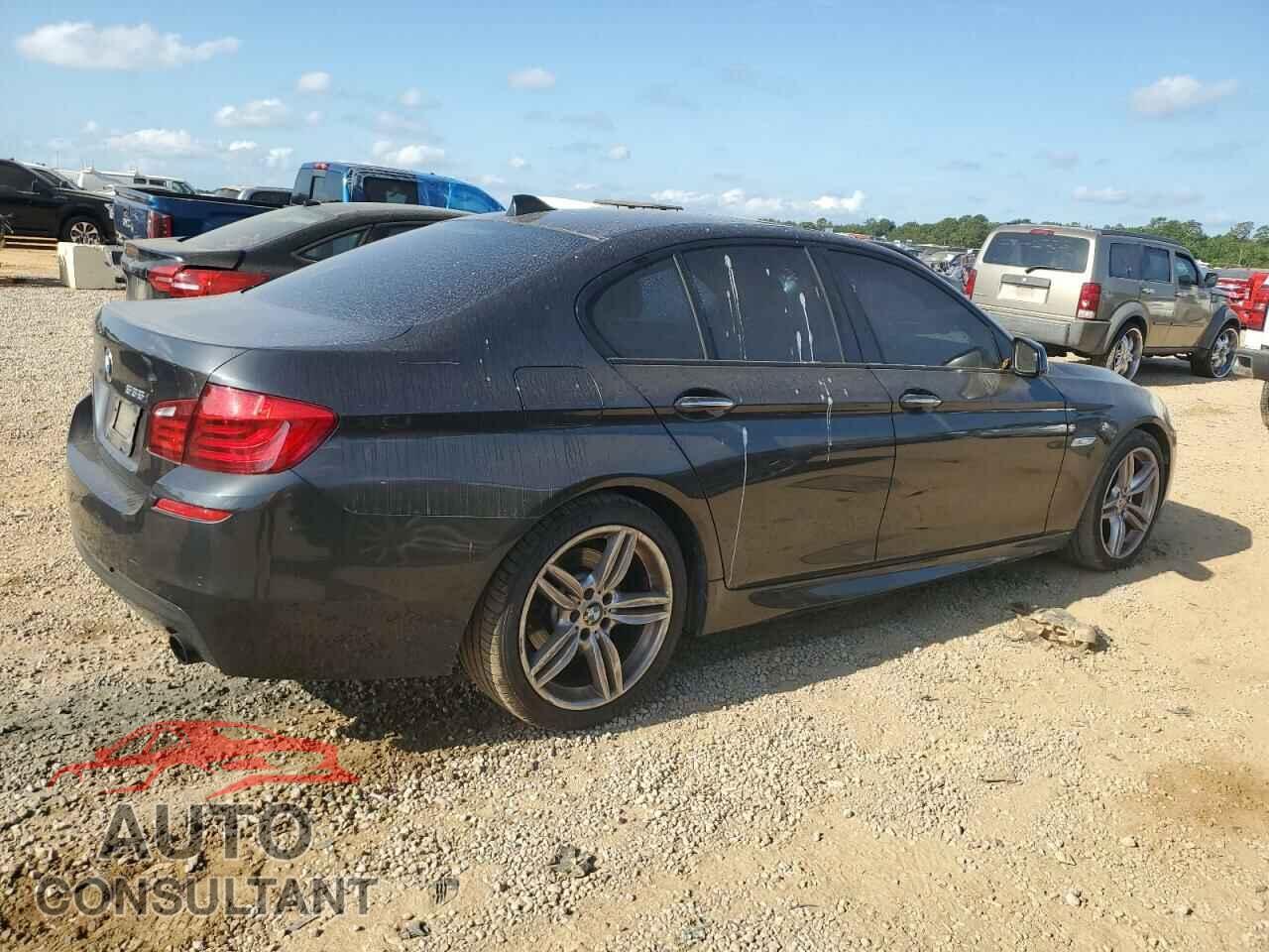 BMW 5 SERIES 2013 - WBAFR7C57DC824563